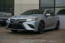 2019 Toyota Camry XSE full