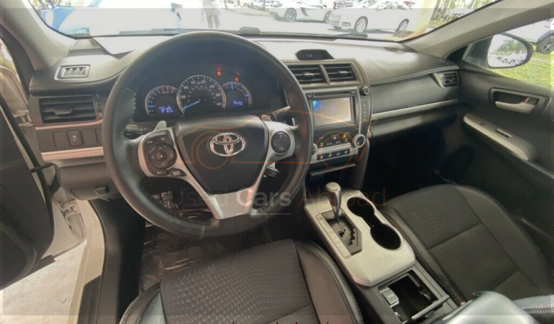 2013 Toyota Camry SE full