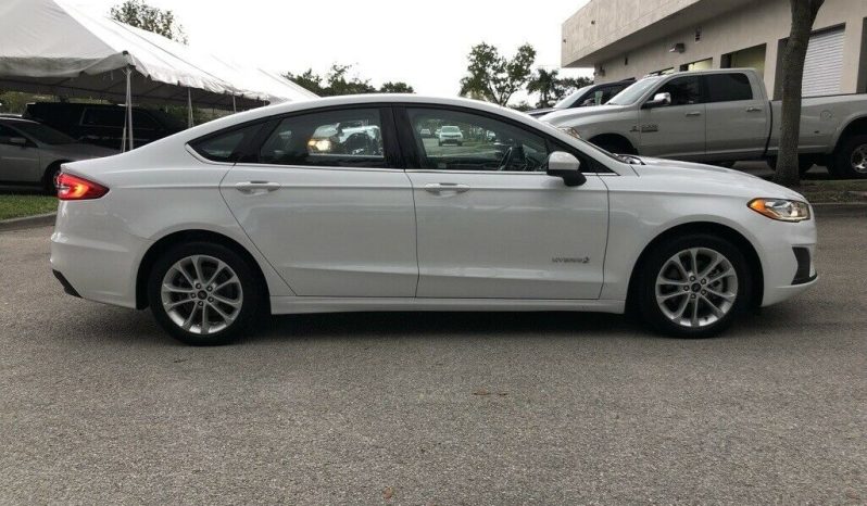 2019 Ford Fusion SE full