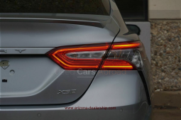 2019 Toyota Camry XSE full