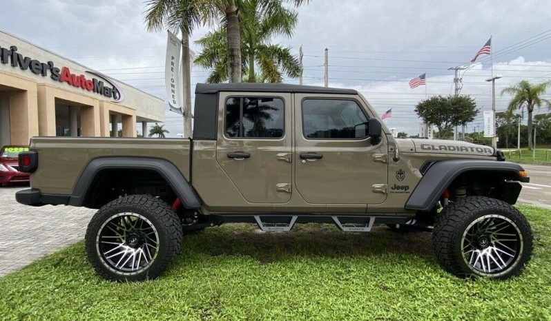 2020 Jeep Gladiator Sport full