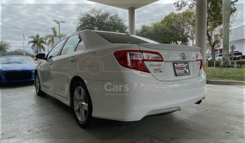 2013 Toyota Camry SE full