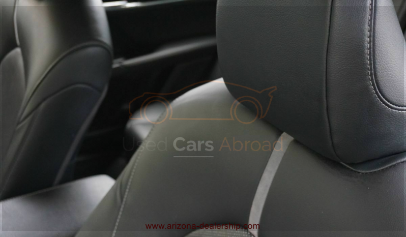 2019 Toyota Camry XSE full