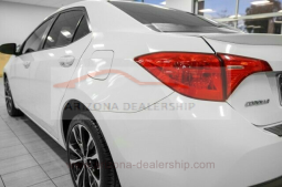 2017 Toyota Corolla SE full