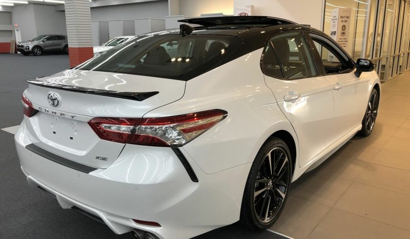 2020 Toyota Camry XSE full