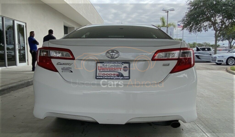 2013 Toyota Camry SE full