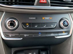 2019 Hyundai Santa Fe SE 2.4 full