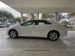 2013 Toyota Camry SE full