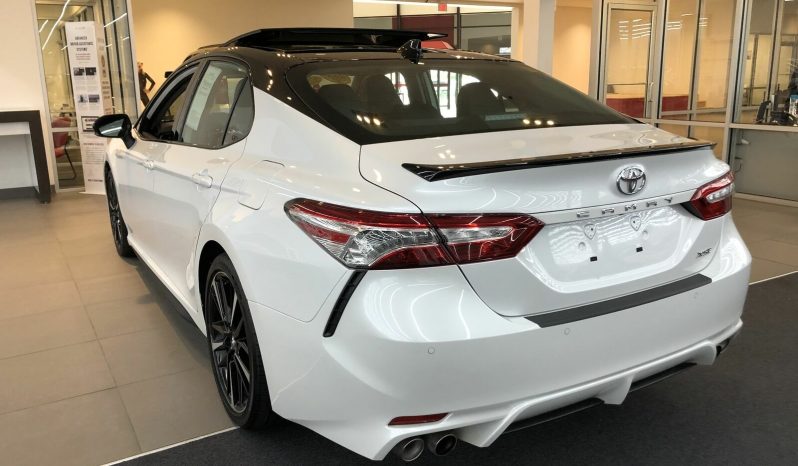 2020 Toyota Camry XSE full