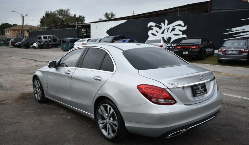 2015 Mercedes-Benz C-Class C 300 full