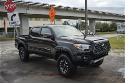 2020 Toyota Tacoma SR5 V6 full