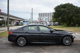 2019 BMW 5-Series 530i full