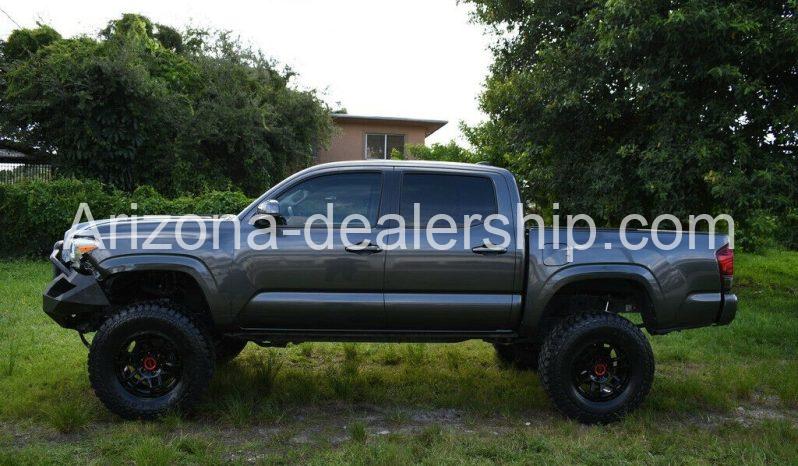 2019 Toyota Tacoma SR V6 full