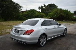 2015 Mercedes-Benz C-Class C 300 full