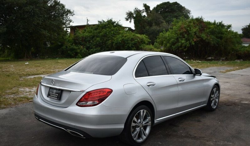 2015 Mercedes-Benz C-Class C 300 full