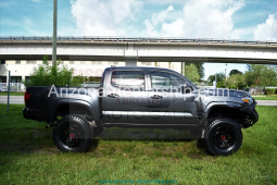 2019 Toyota Tacoma SR V6 full