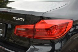 2019 BMW 5-Series 530i full