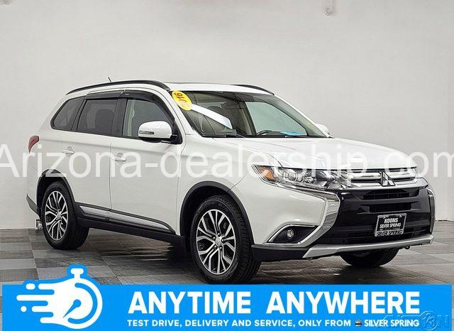 2016 Mitsubishi Outlander SE full