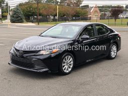 2018 Toyota Camry LE full