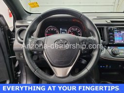 2017 Toyota RAV4 SE full