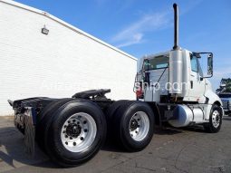 2011 International Prostar LF 687 full