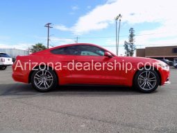 2017 Ford Mustang EcoBoost Fastback full