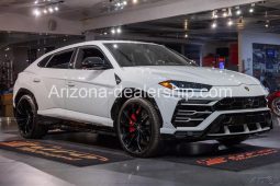 2020 Lamborghini Urus full