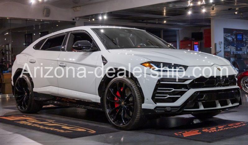 2020 Lamborghini Urus full