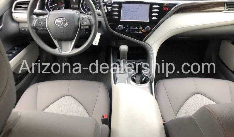 2018 Toyota Camry LE full