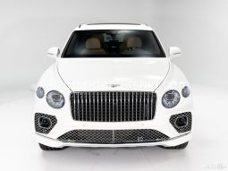 2023 Bentley Bentayga V8 full