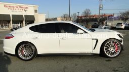 2013 Porsche Panamera GTS full