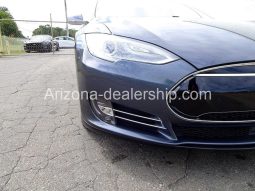 2015 Tesla Model S 85D Sedan 4-Door Auto Pilot full