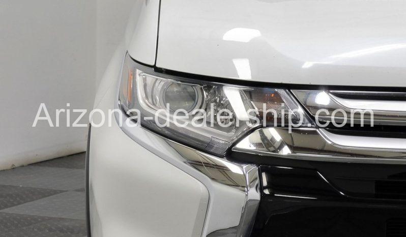 2016 Mitsubishi Outlander SE full