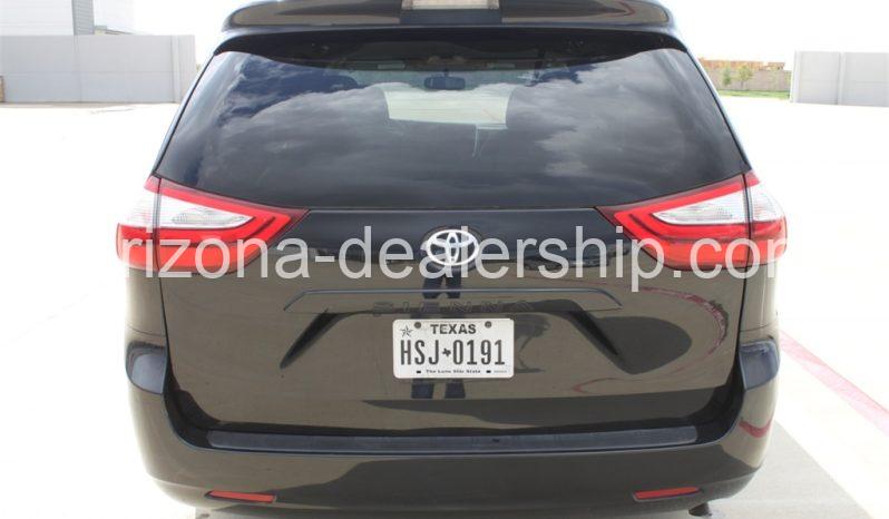 2015 Toyota Sienna LE 8-PASSENGER full