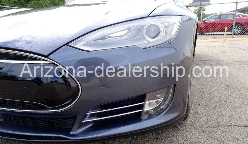 2015 Tesla Model S 85D Sedan 4-Door Auto Pilot full