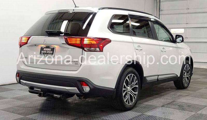 2016 Mitsubishi Outlander SE full