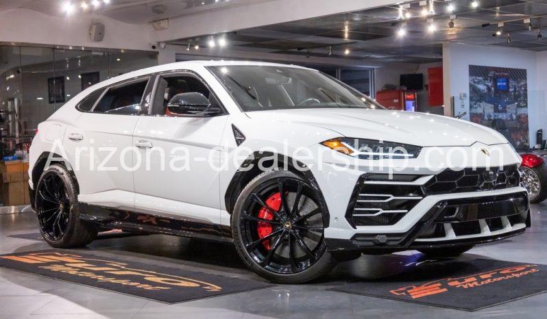 2020 Lamborghini Urus full