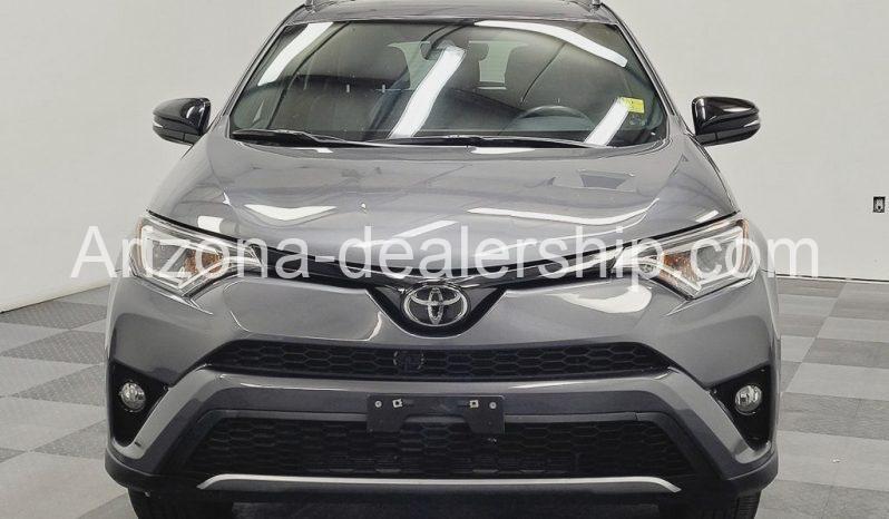 2017 Toyota RAV4 SE full