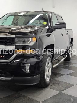 2018 Chevrolet Silverado 1500 LT full