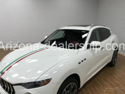 2017 Maserati Levante full