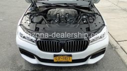 2017 BMW 7-Series i full