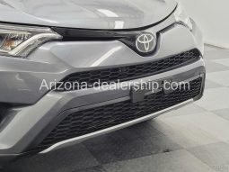 2017 Toyota RAV4 SE full