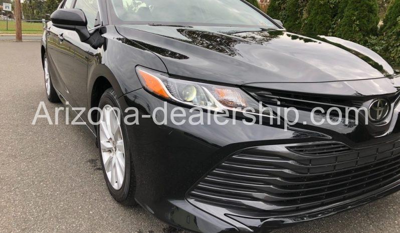 2018 Toyota Camry LE full