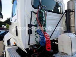 2011 International Prostar LF 687 full