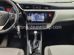 2019 Toyota Corolla LE full