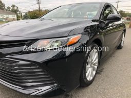 2018 Toyota Camry LE full