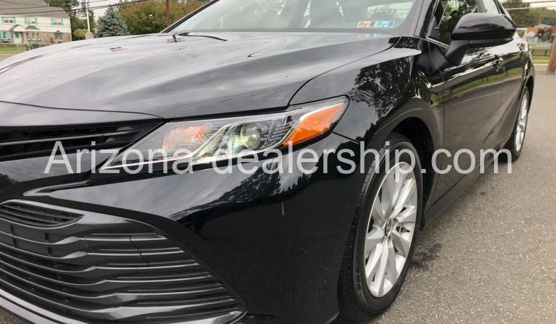 2018 Toyota Camry LE full