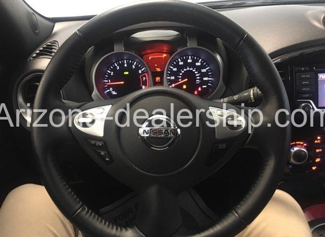 2017 Nissan Juke SV full