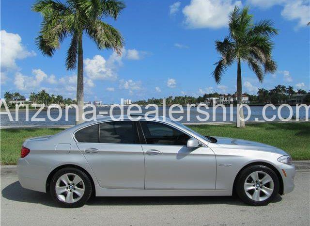 2011 BMW 5-Series 528i full