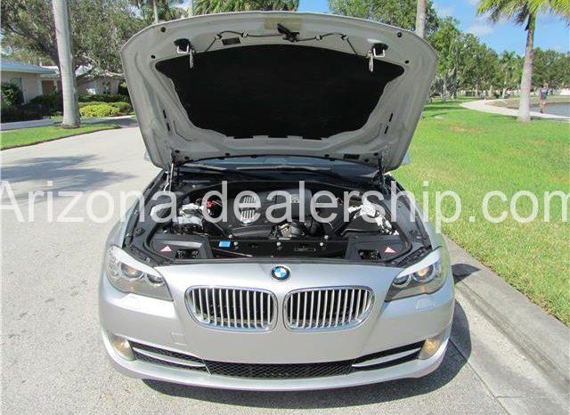 2011 BMW 5-Series 528i full